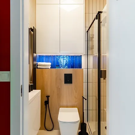 Hoza Str Close To Everything