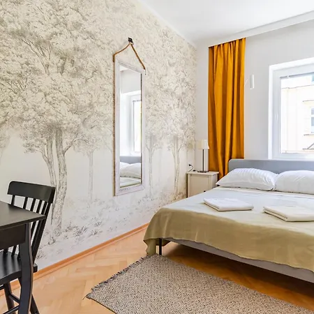 Apartman Hoza Str Close To Everything Varsó